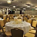 艺术画廊酒店 特里卡拉