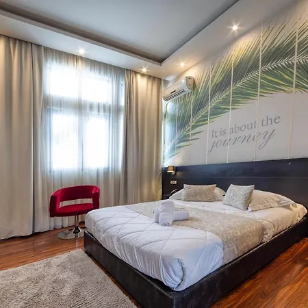 艺术画廊酒店 3*