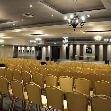 Gallery Art Отель Трикала