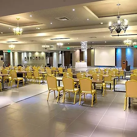 酒店 艺术画廊酒店 3*