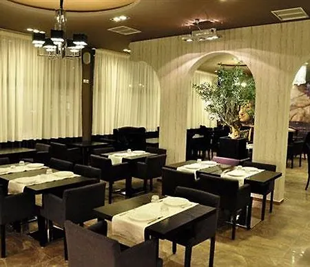 艺术画廊酒店 酒店 3*