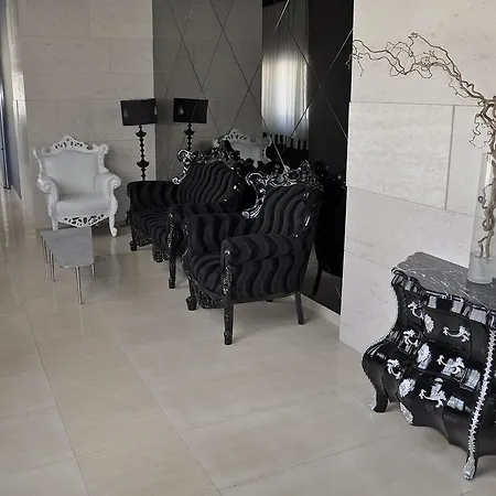 Gallery Art Отель Трикала