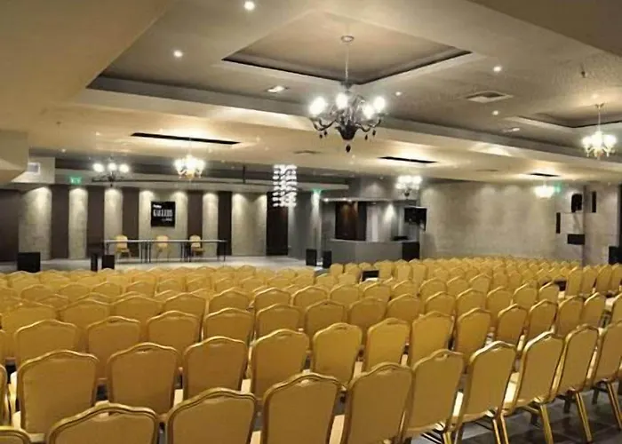 艺术画廊酒店 3*