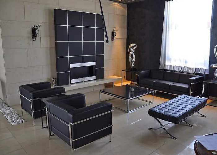 艺术画廊酒店 3*